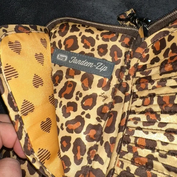 LUG Zip Around Sleeper Wallet Quilted Leopard Print NWOT 9” x 4” - Picture 4 of 8